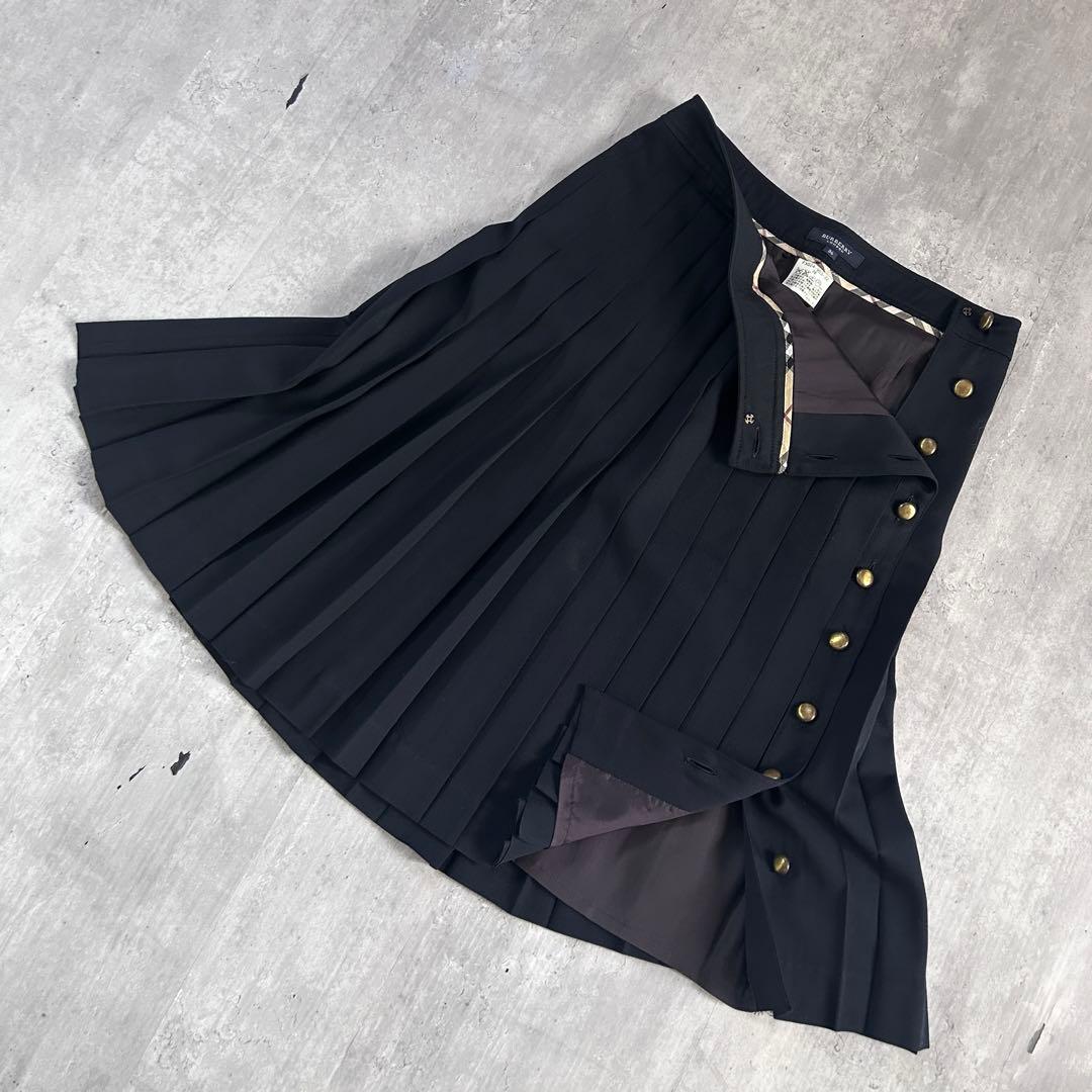 極美品 バーバリーロンドン ノバチェック プリーツスカート フレア 濃紺 金具