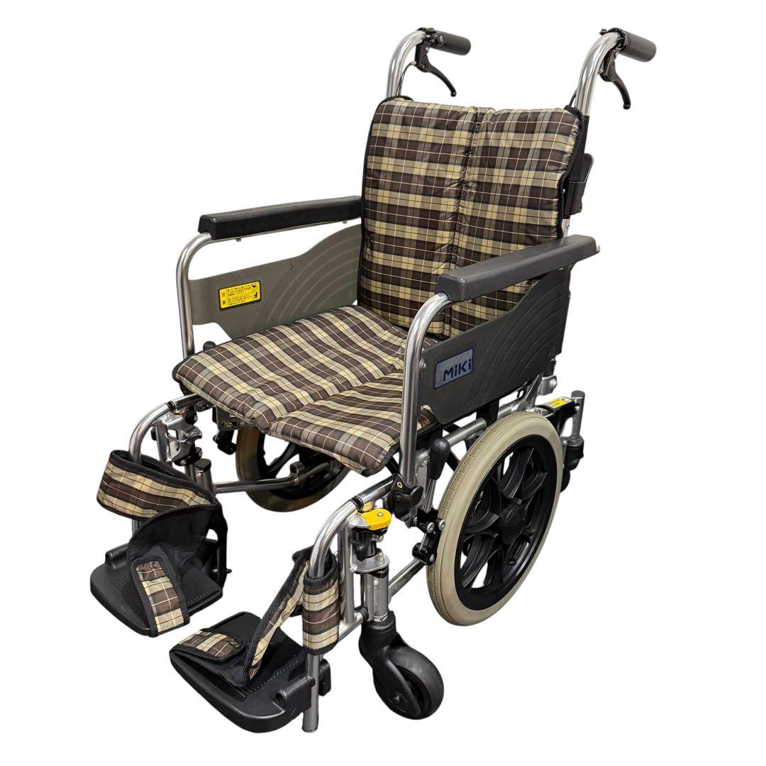 MIKI SKT-6 車椅子 ミキ 介助型 6輪 コンパクト 折りたたみ式