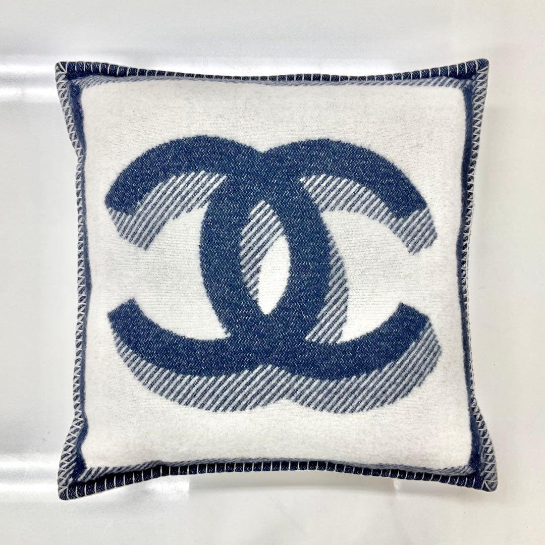 シャネル ココマーク ロゴ クッション ウール ネイビー ホワイト
