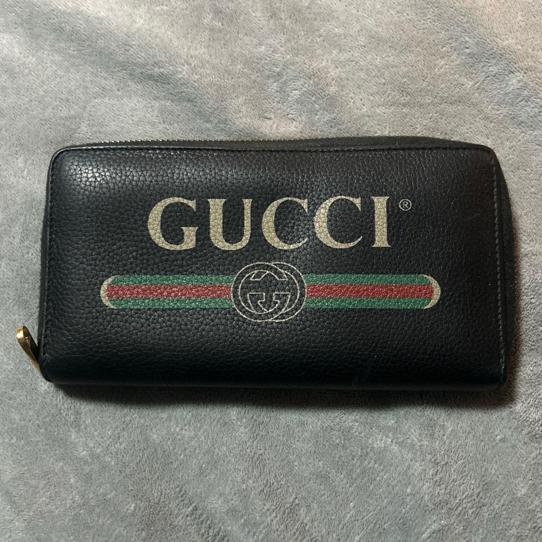 GUCCI ブラック 長財布 ロゴ入り