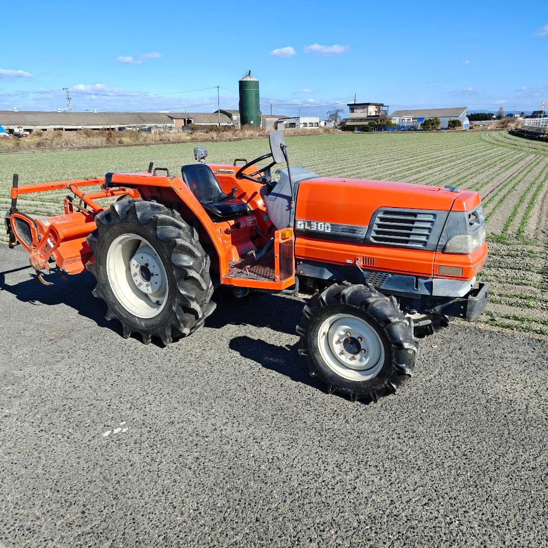 クボタGL300 トラクター4WD　ディセル　30馬力