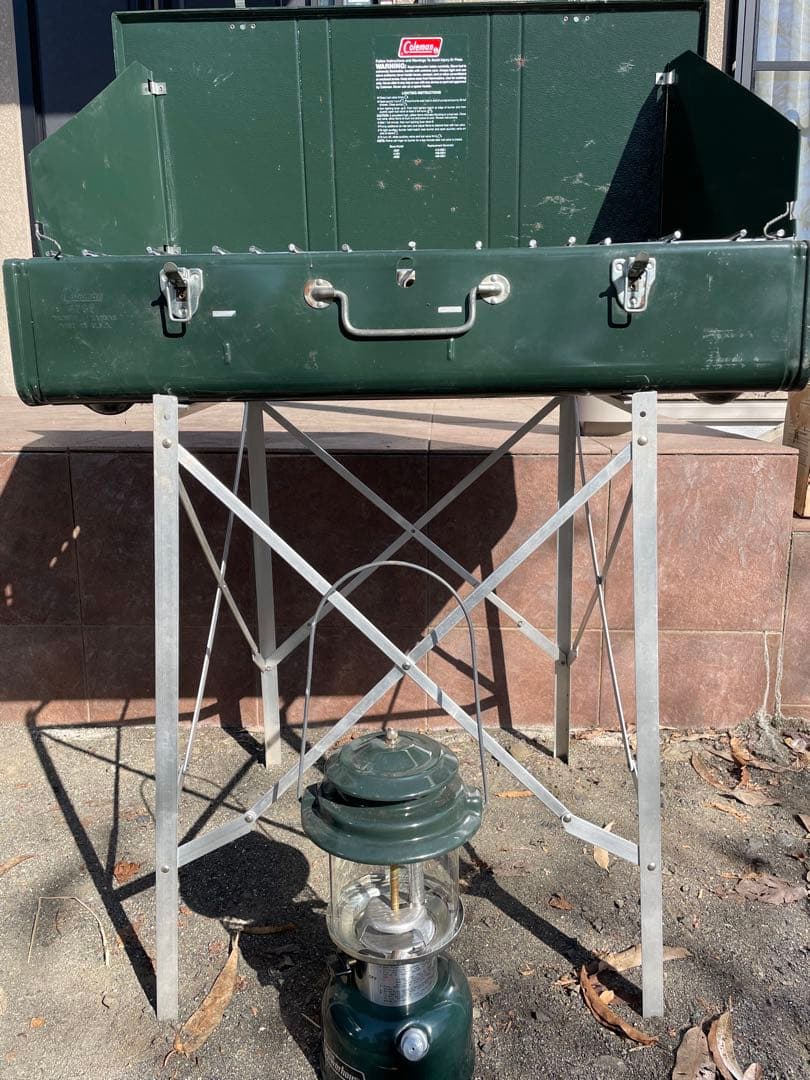 Coleman 3点セット 3口ガスストーブ ハイスタンド ガソリンランタン