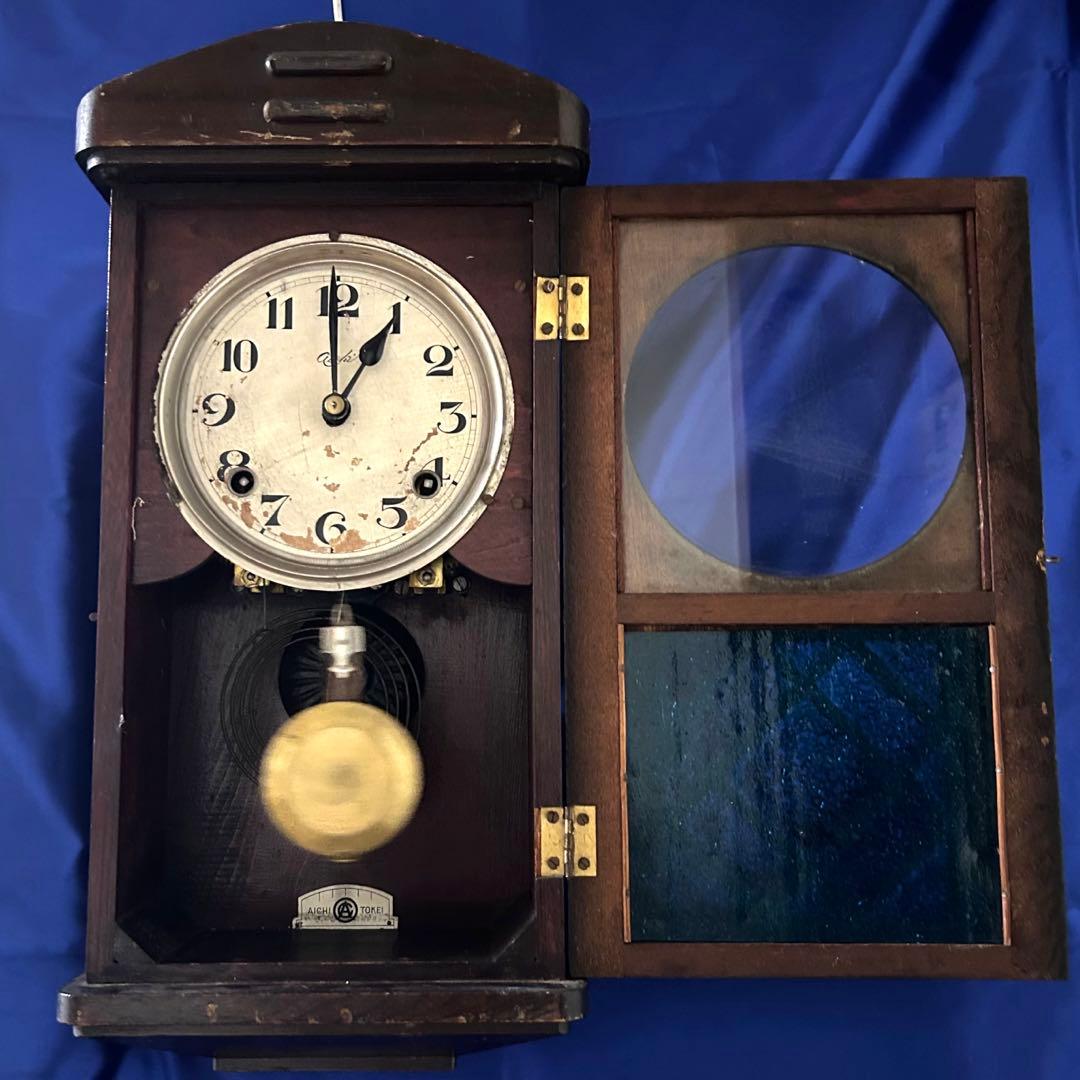 【匿名配送】Aichi 振り子時計　ゼンマイ式　手巻き鍵付　アンティーク　木製