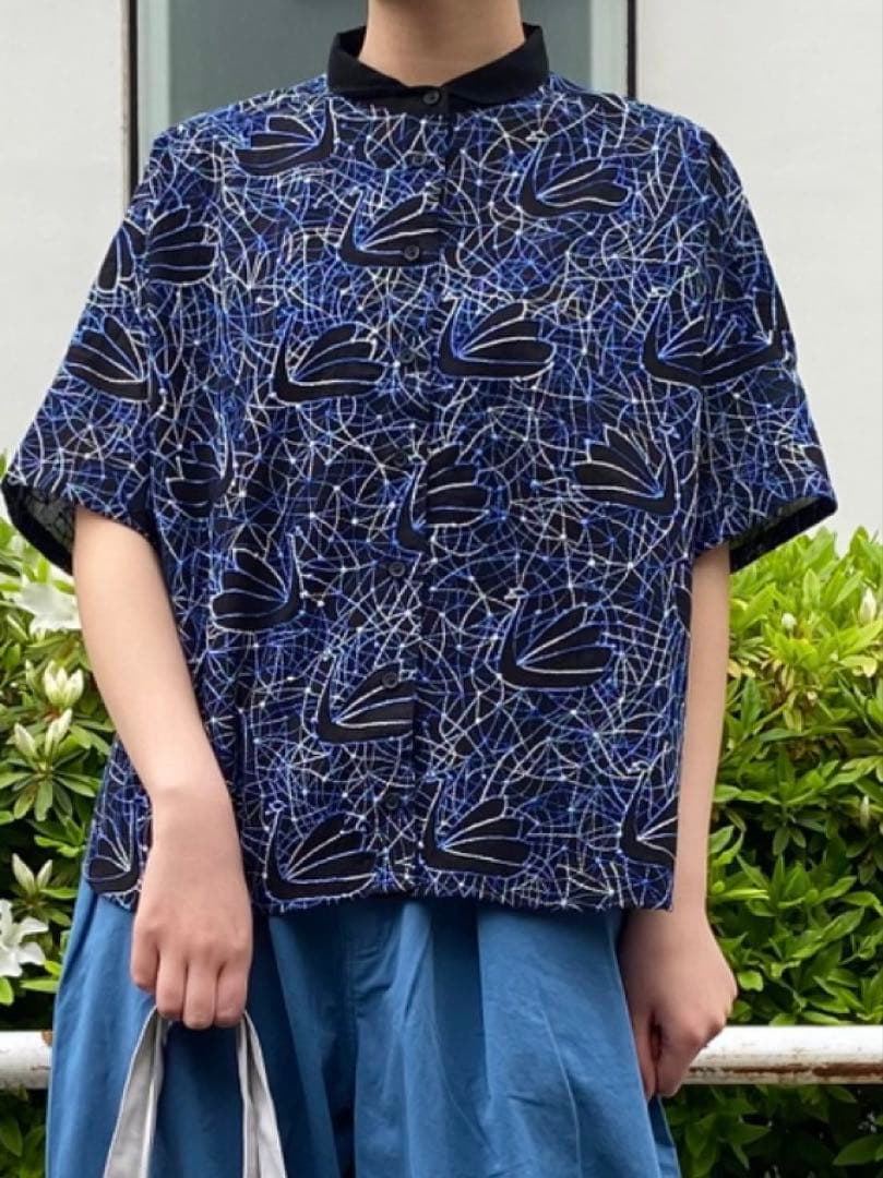 MARBLE SUD EMB SWAN プチカラーブラウス