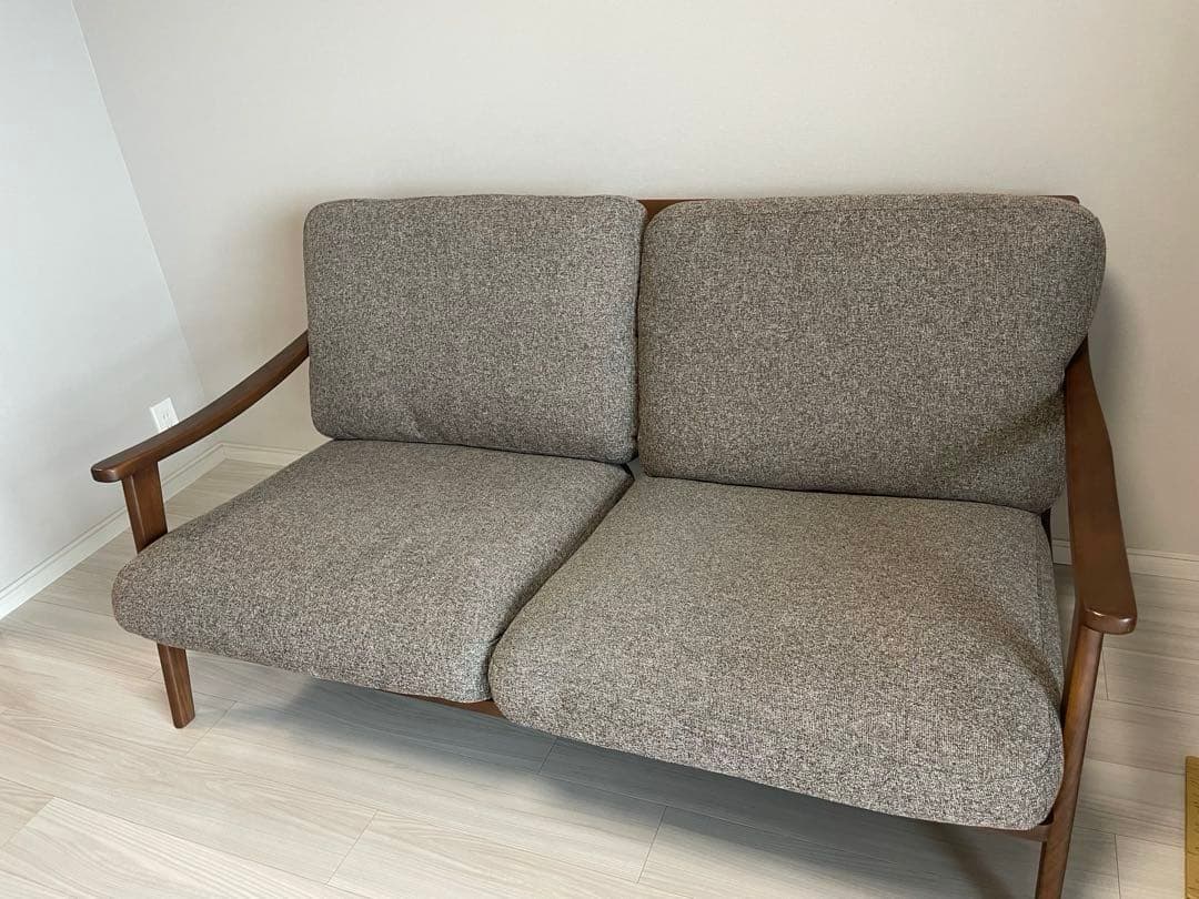 【週末セール】北欧　2.5人掛けファブリックソファ