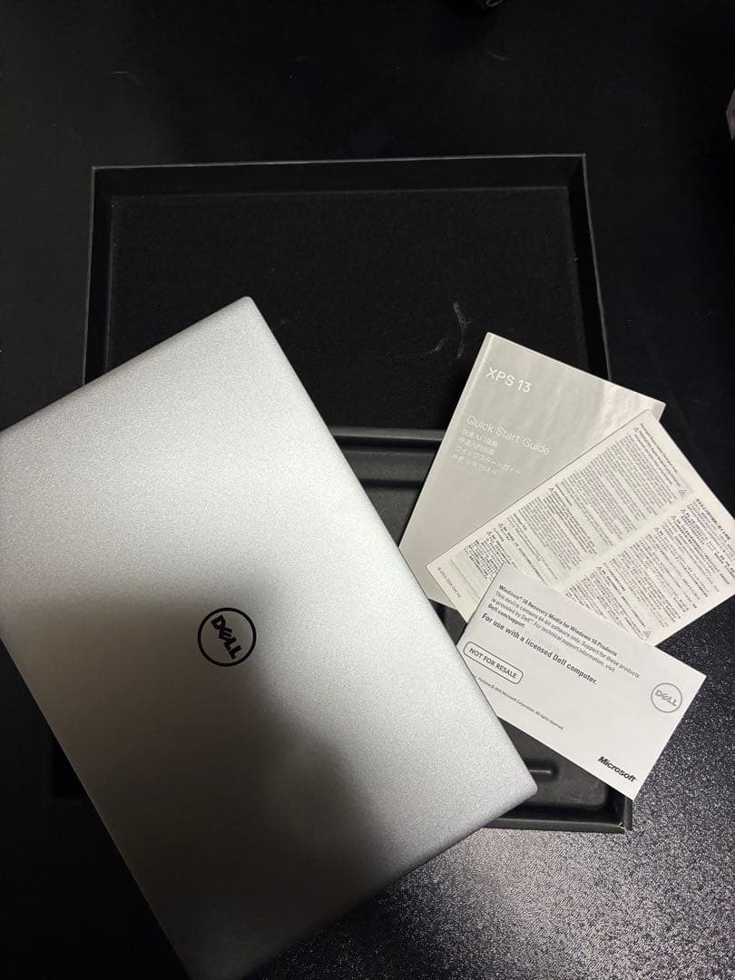 DELL XPS13 ノートPC シルバー　i7