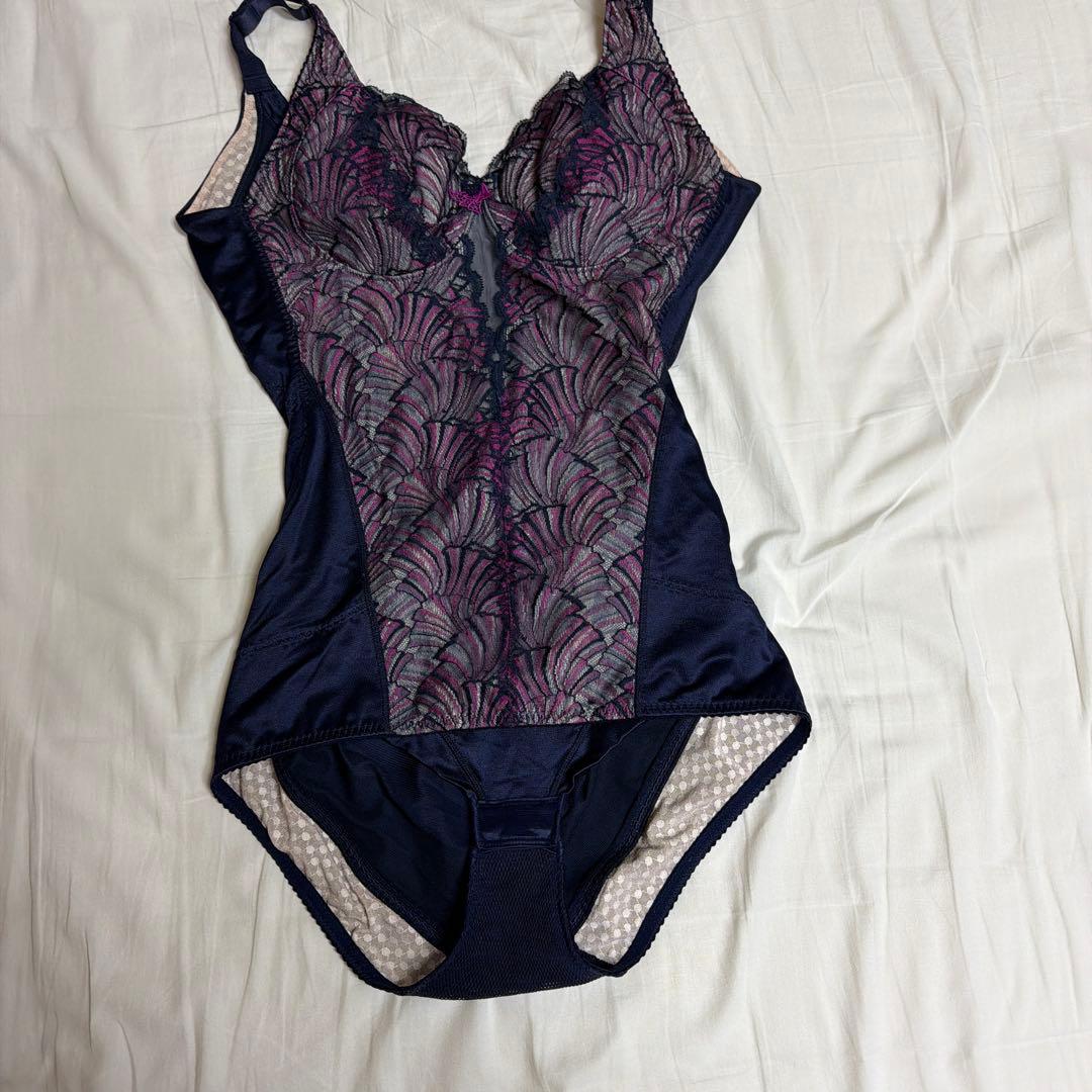 お値下げ　マルコ　カリーユボディスーツ　L75