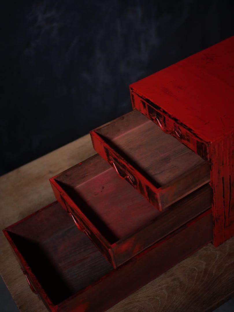 漆　アート　小抽斗　収納　小物入れ　黒　朱　骨董　古道具　古家具　アンティーク