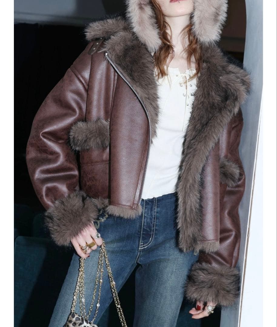 リバーシブルフェイクファーブルゾン