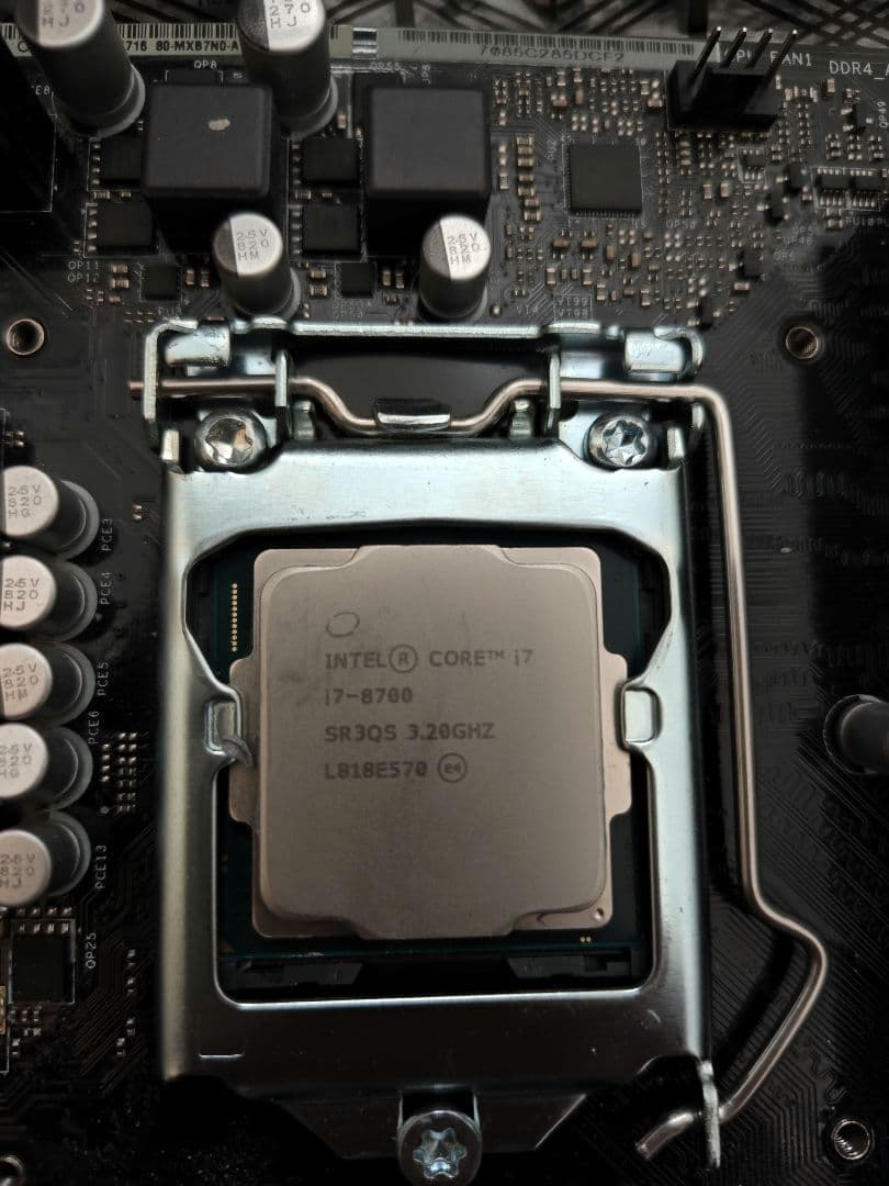 i7 8700 DDR4 2666 8GB GTX970 4GB おまけ付き