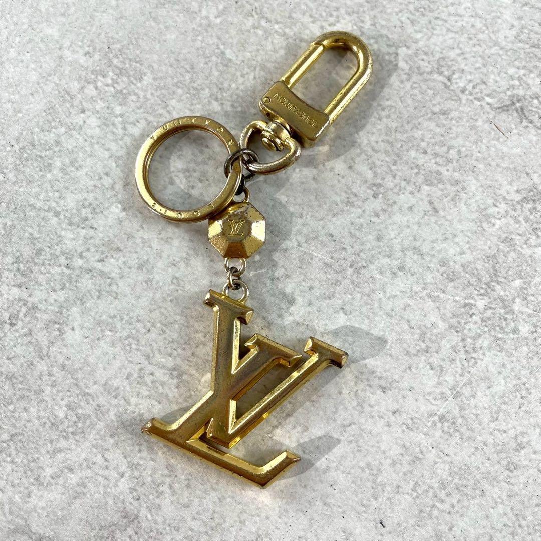 美品✨LOUIS VUITTON キーホルダー ポルト・クレ・LVファセット
