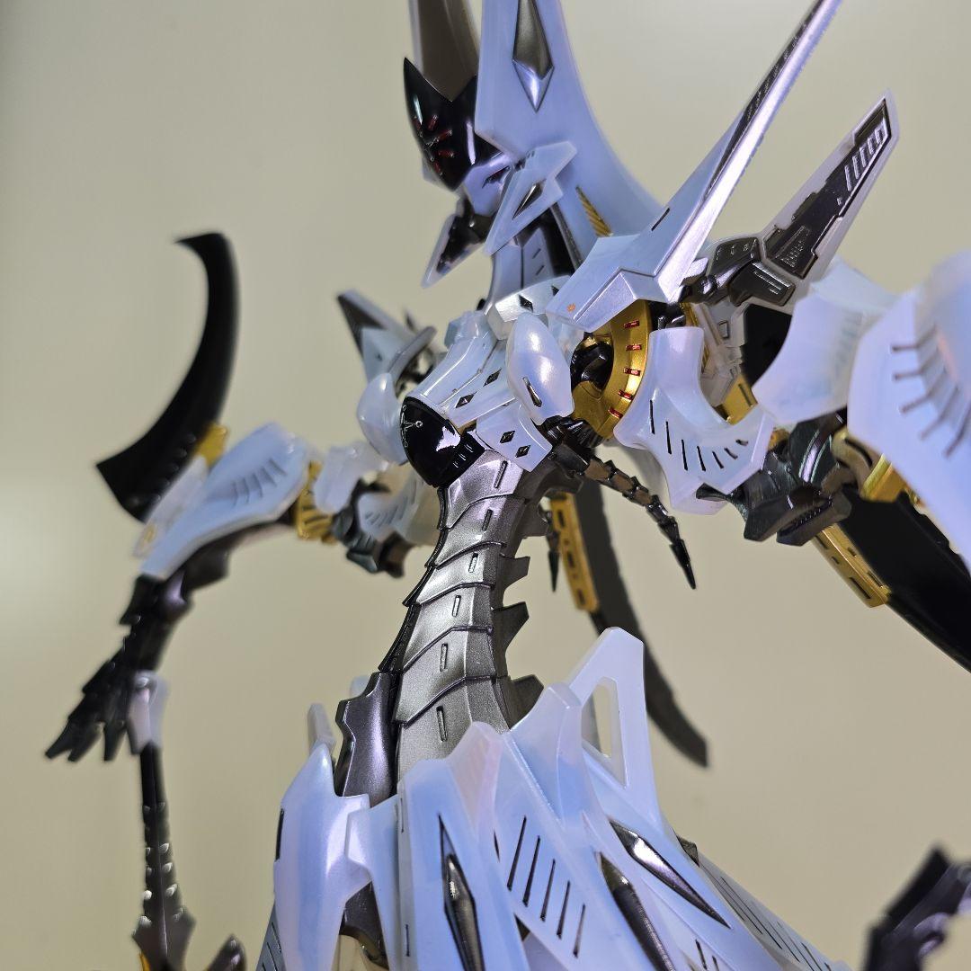 む*ぃ様 HSGK 1/72 ダス・ゴースト =ナカカラ 3069=　塗装済み完