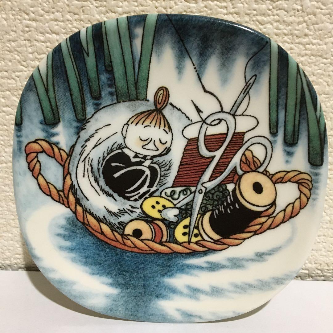 ARABIA ムーミンウォールプレート 裁縫バスケットに昼寝 アラビア