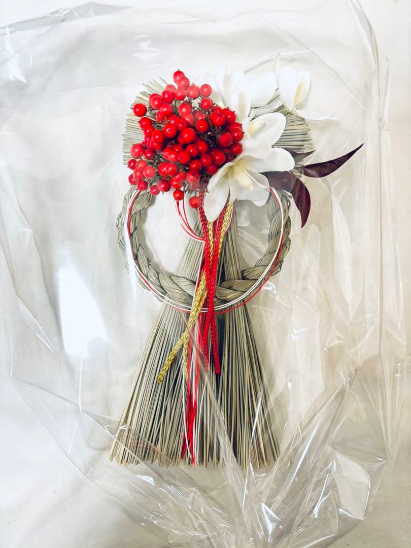 たっぷり南天のお正月しめ縄