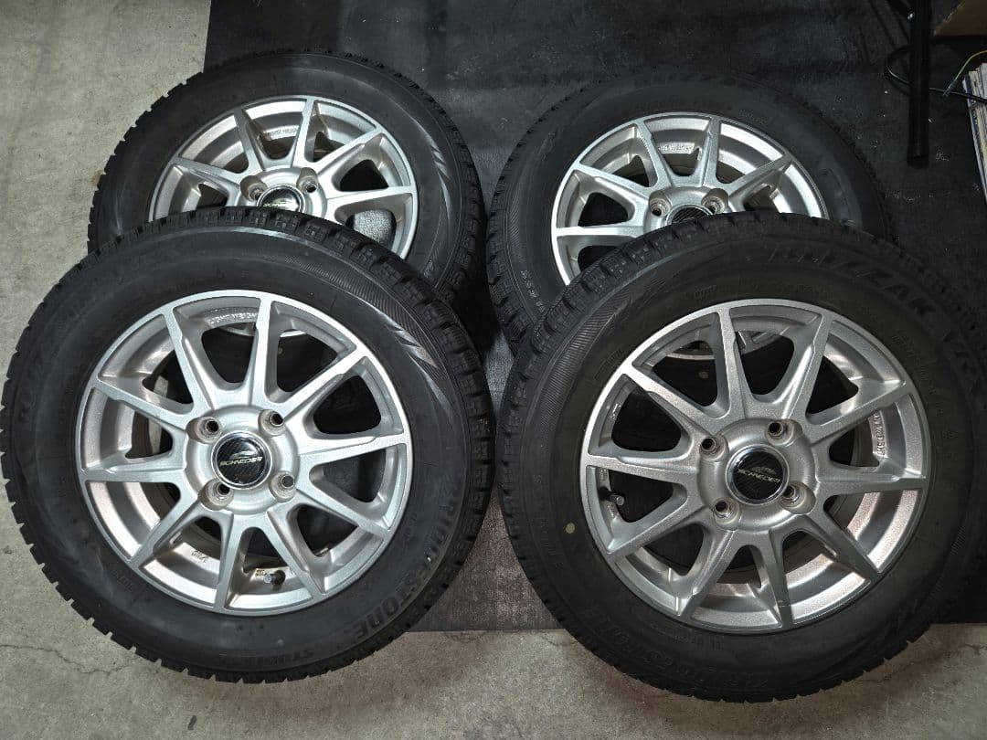 155/65R13 ブリヂストン　スタッドレスVRX 2018年製　本州の人限定