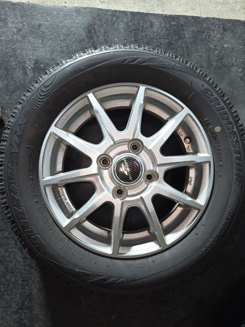 155/65R13 ブリヂストン　スタッドレスVRX 2018年製　本州の人限定