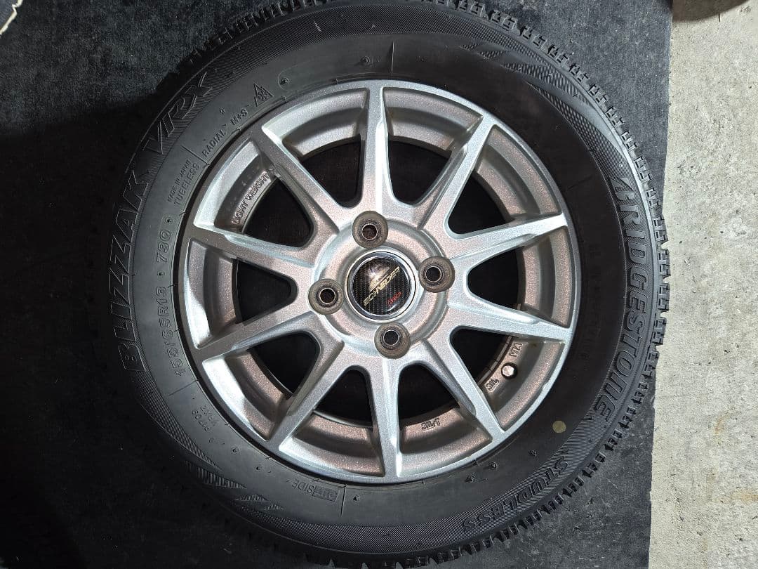 155/65R13 ブリヂストン　スタッドレスVRX 2018年製　本州の人限定