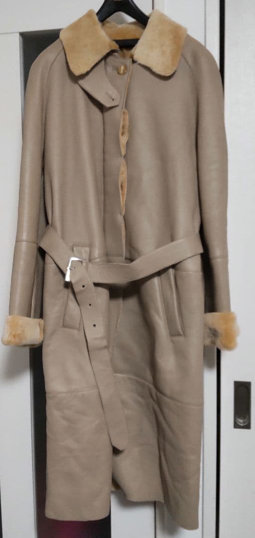 美品　BALLY　ラムスキン　ムートンコート　バリージャパン　ML　38
