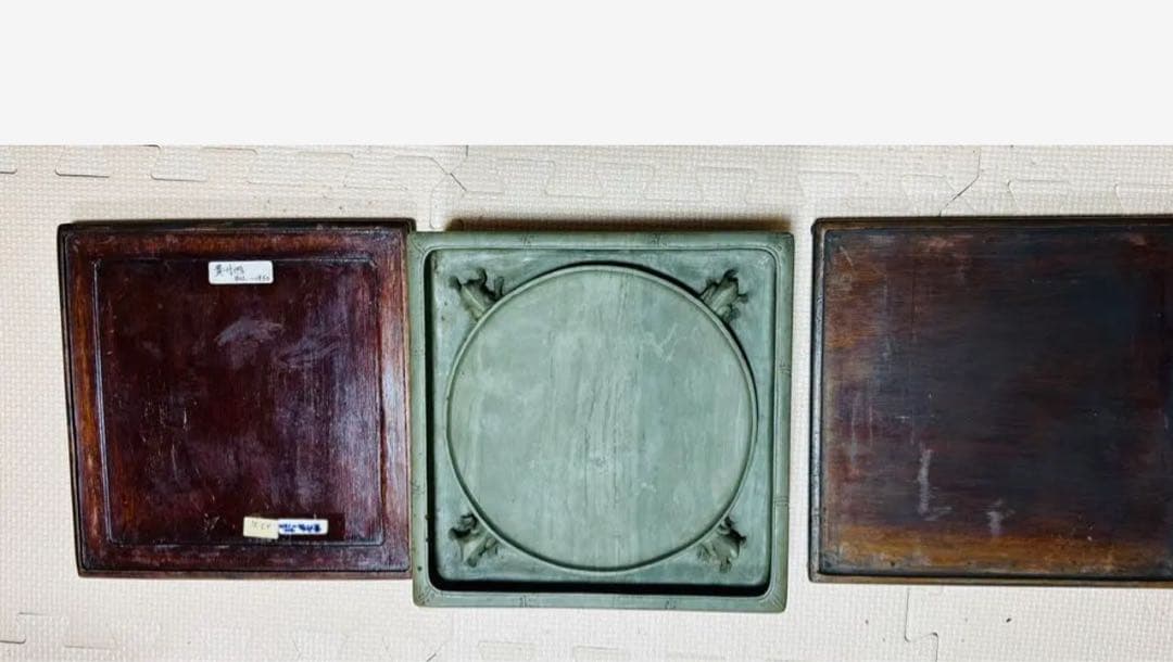 [極上品] 中国 古硯　清時代【費丹旭】在銘/緑端渓硯　蛙図　細密彫刻　書道具