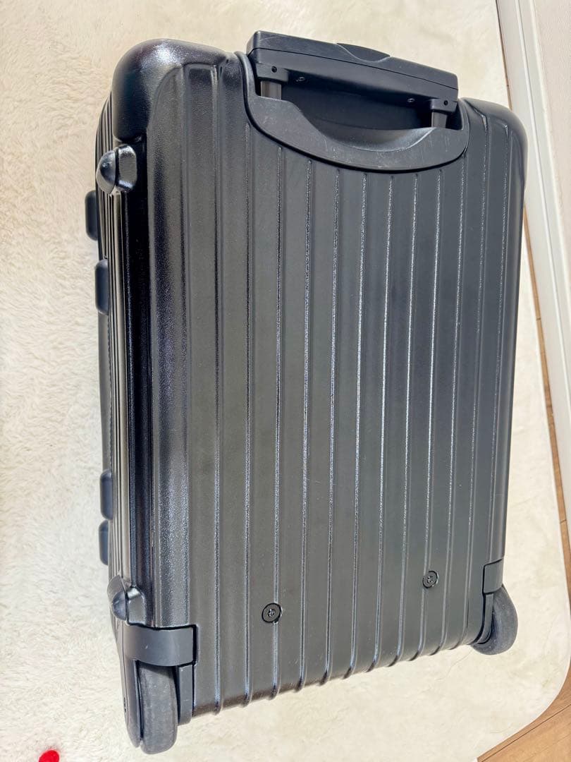 RIMOWA SALSA 32リットル ブラックキャリーケース