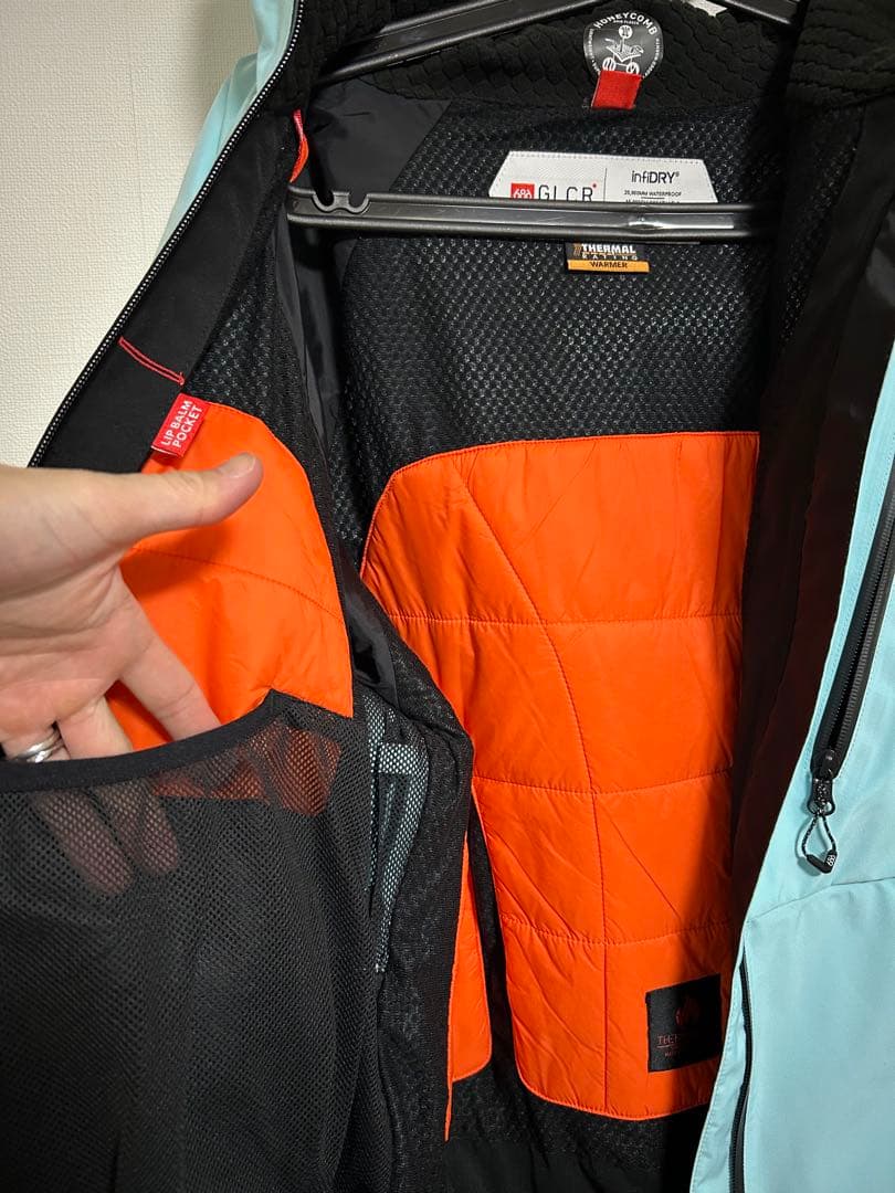 686 ハイドラサーモグラフジャケットと686パンツの上下セット