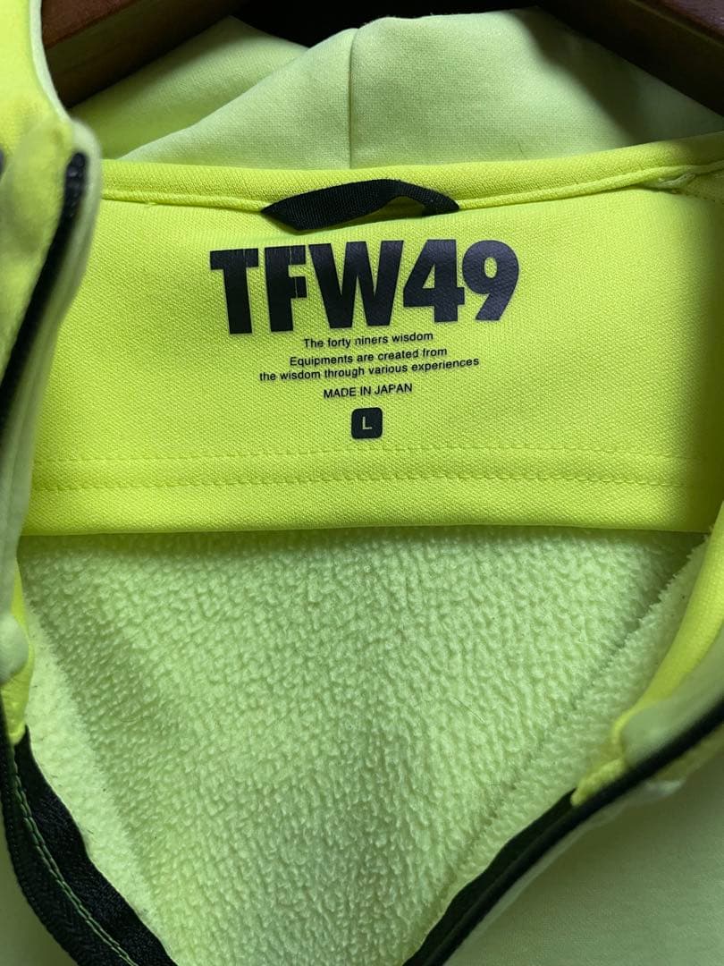 TFW49 　ジップパーカー　裏起毛　イエロー