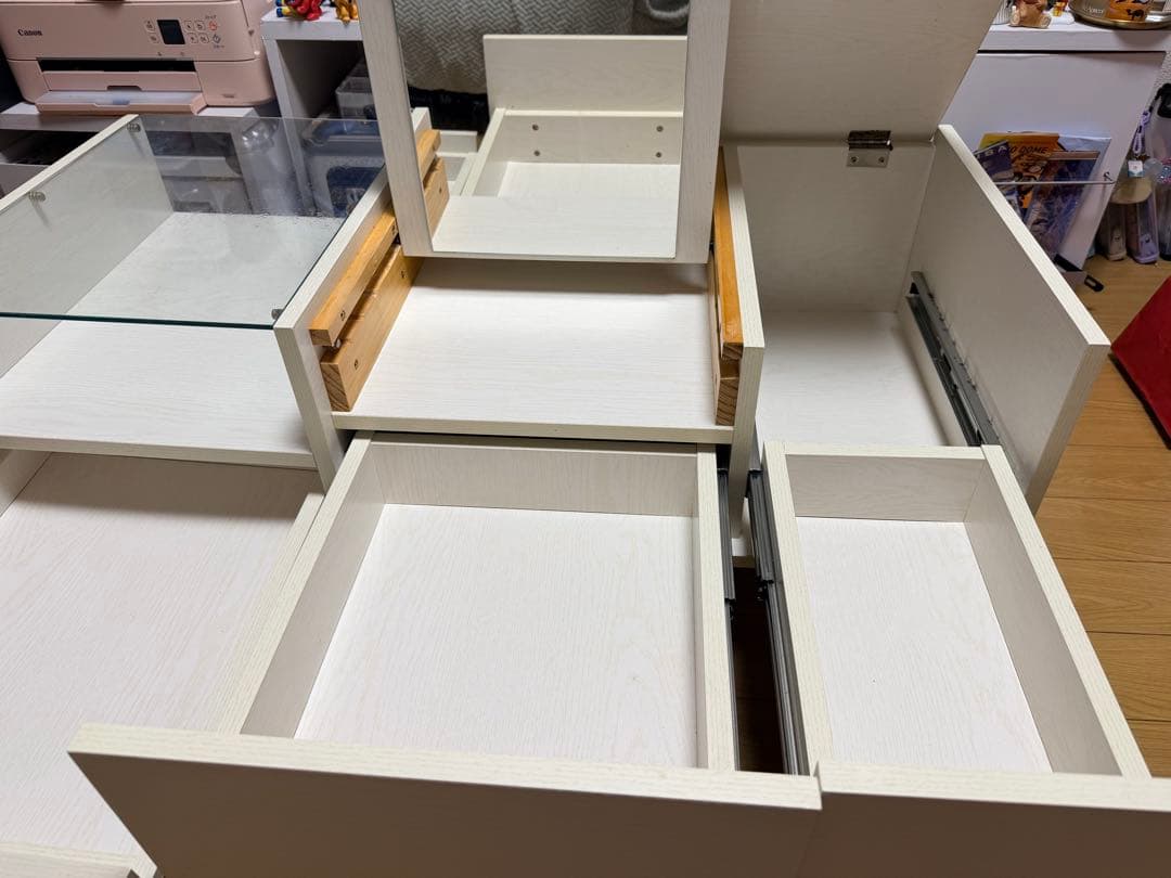 LOWYA ドレッサー付き　ローテーブル