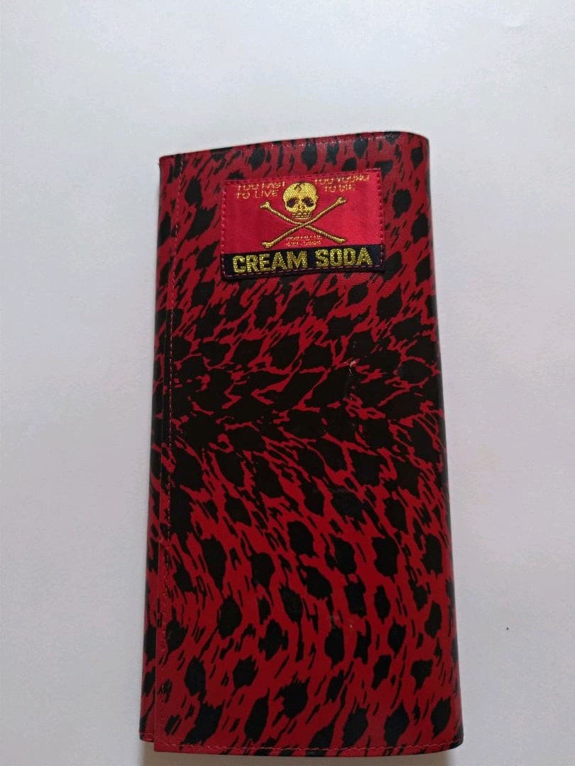 希少1,980年CREAM SODAの未使用財布