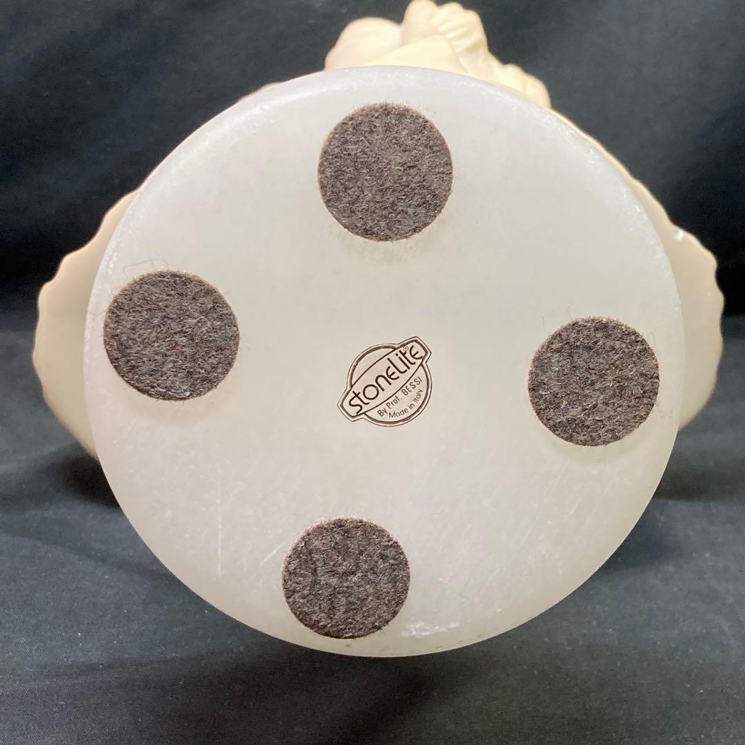 《ジュゼッペ・ペッシ》少女の胸像　白い陶器製　イタリア製