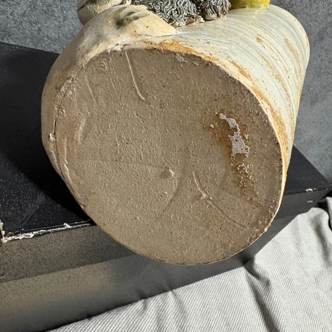 新品　可愛い立体お人形花入れ・花瓶「瀬戸焼」②