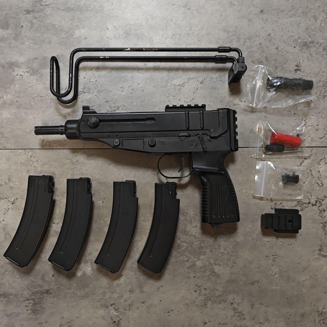 東京マルイ vz.61 スコーピオン コンパクト電動ガン