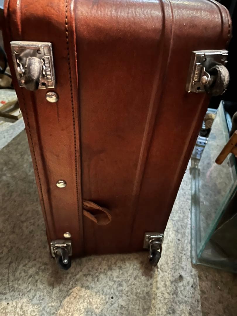 寅さんバック、寅さんトランク、特大トランク、小物入れ、革製トランク