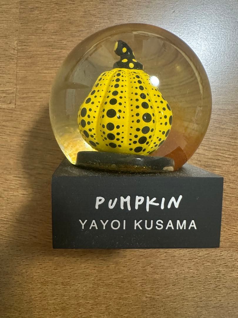 草間彌生 パンプキンスノードーム