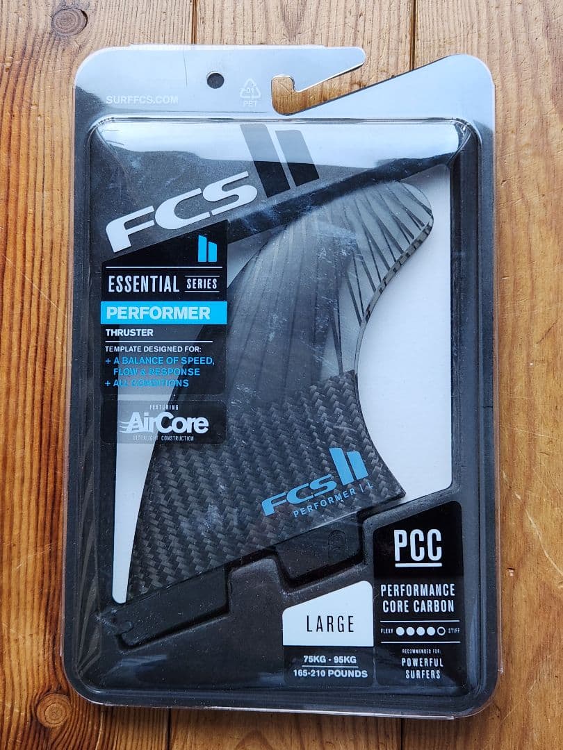 ＜新品・送料込み＞FCSⅡ PERFORMER カーボン　L