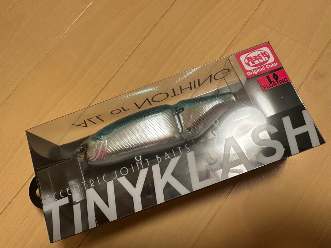 新品未使用 タイニークラッシュ LoW NFクローム