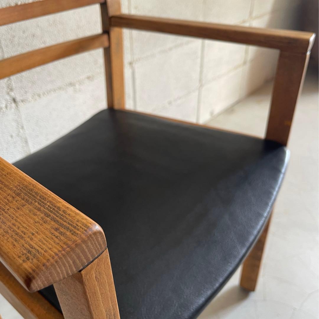 ビンテージ　アームチェア　本革レザー　ダイニングチェア