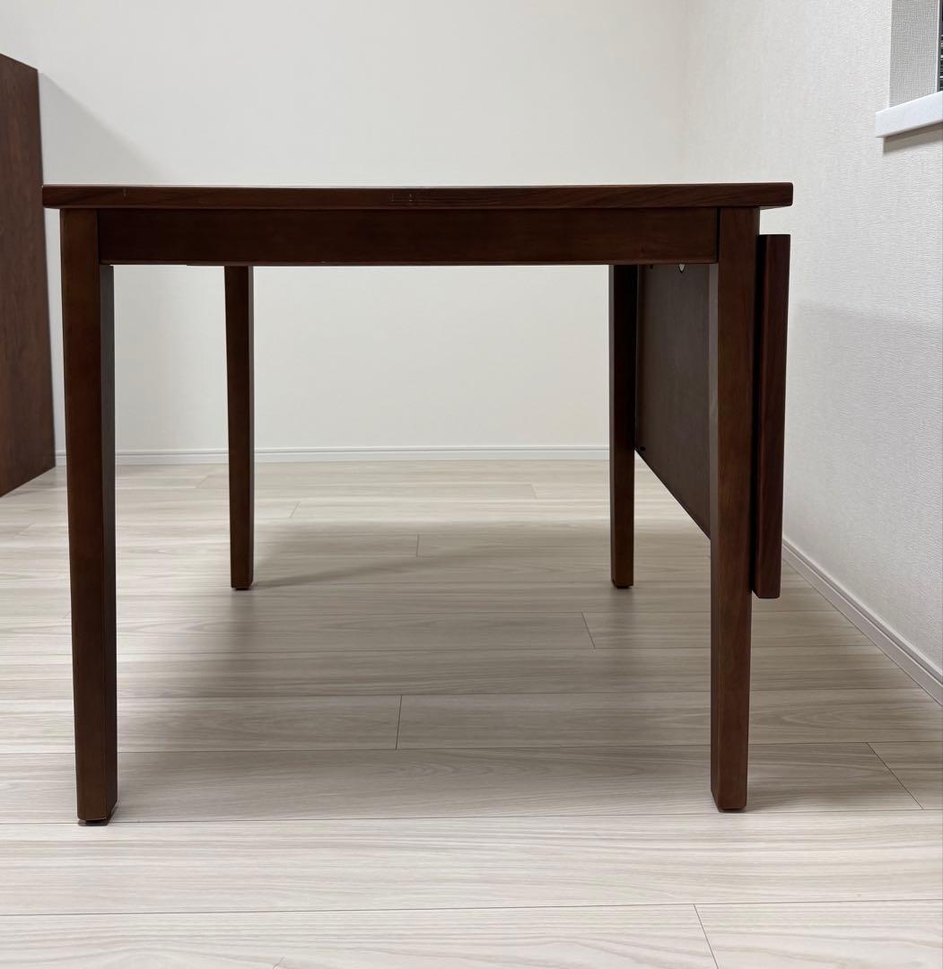 ウォルナット折りたたみ式ダイニングテーブル