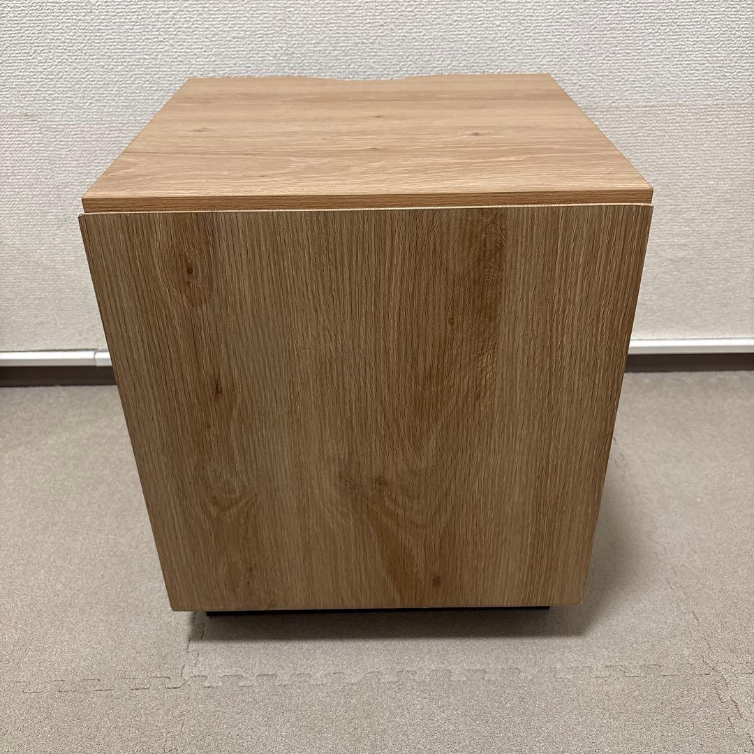 【送料込み】LOWYA サイドテーブル シャビーナチュラル コンセント2口