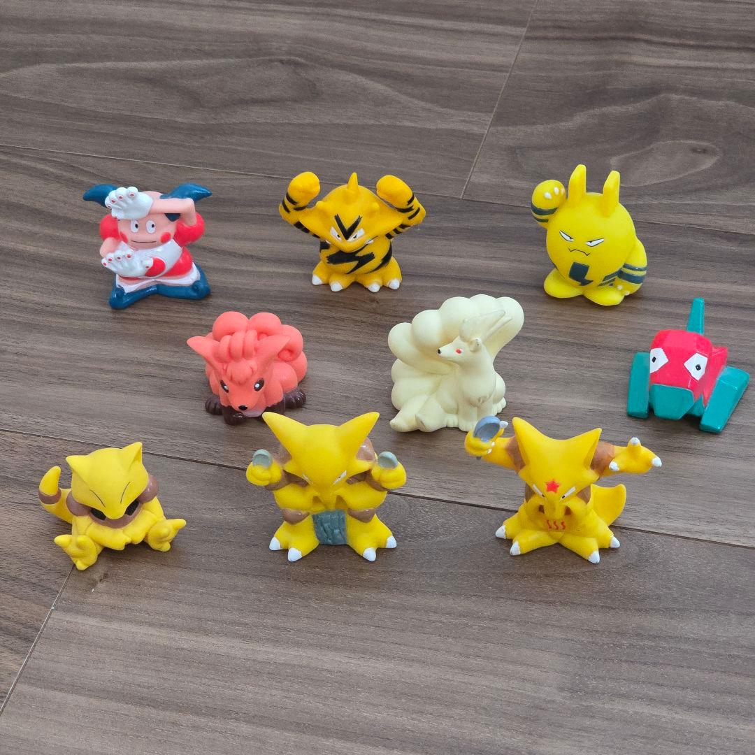 初期レア ポケモンソフビ 91体まとめ売り Pikachu Charizard