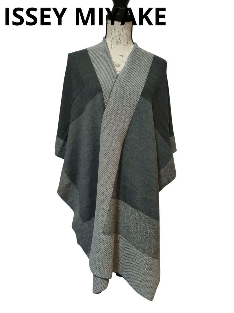 z20 超美品　イッセイミヤケ　ISSEY MIYAKE　ストール　肩掛け