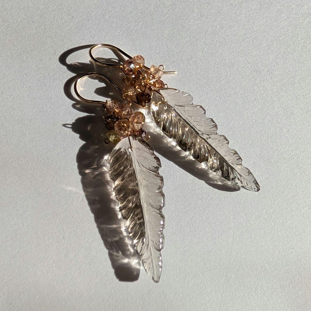 のんたん様 スモーキークォーツ リーフカービングピアス