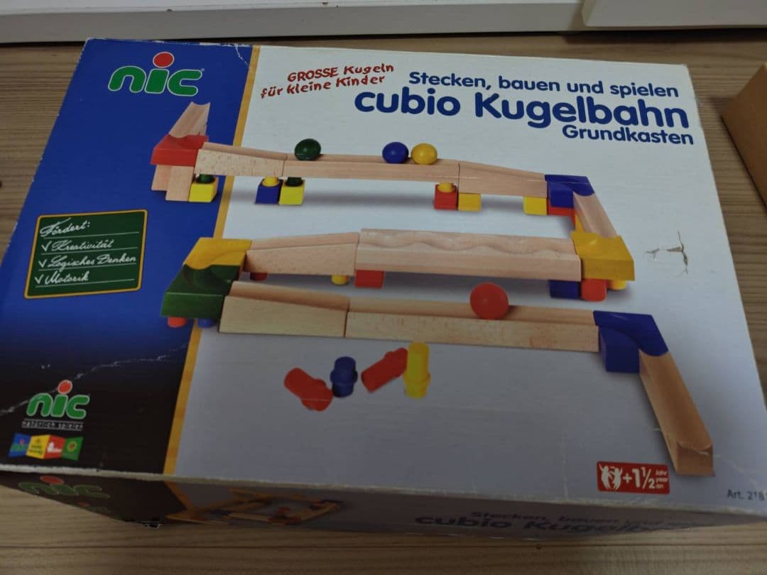 nic cubio Kugelbahn 知育玩具