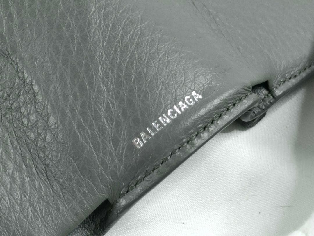 美品✨BALENCIAGA バレンシアガ 三つ折り財布 財布 グレー