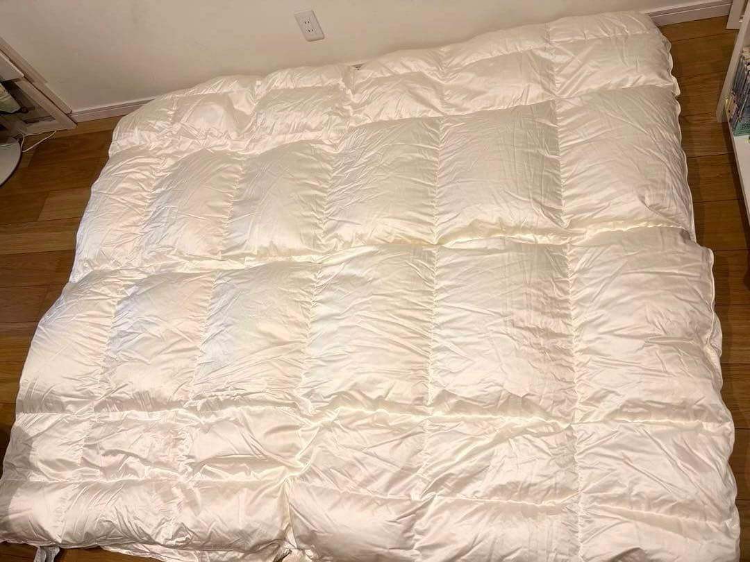 シモンズ 最上位モデル ポーランド産 マザーグース95% ダブル 2枚組1.6k