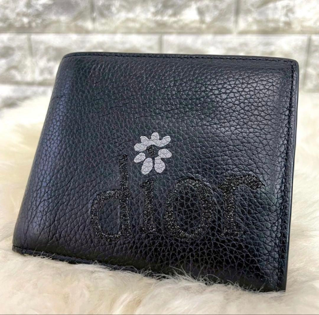 Dior　ディオール　ERLコラボ　二つ折り財布　レザー　フラワー　ロゴ