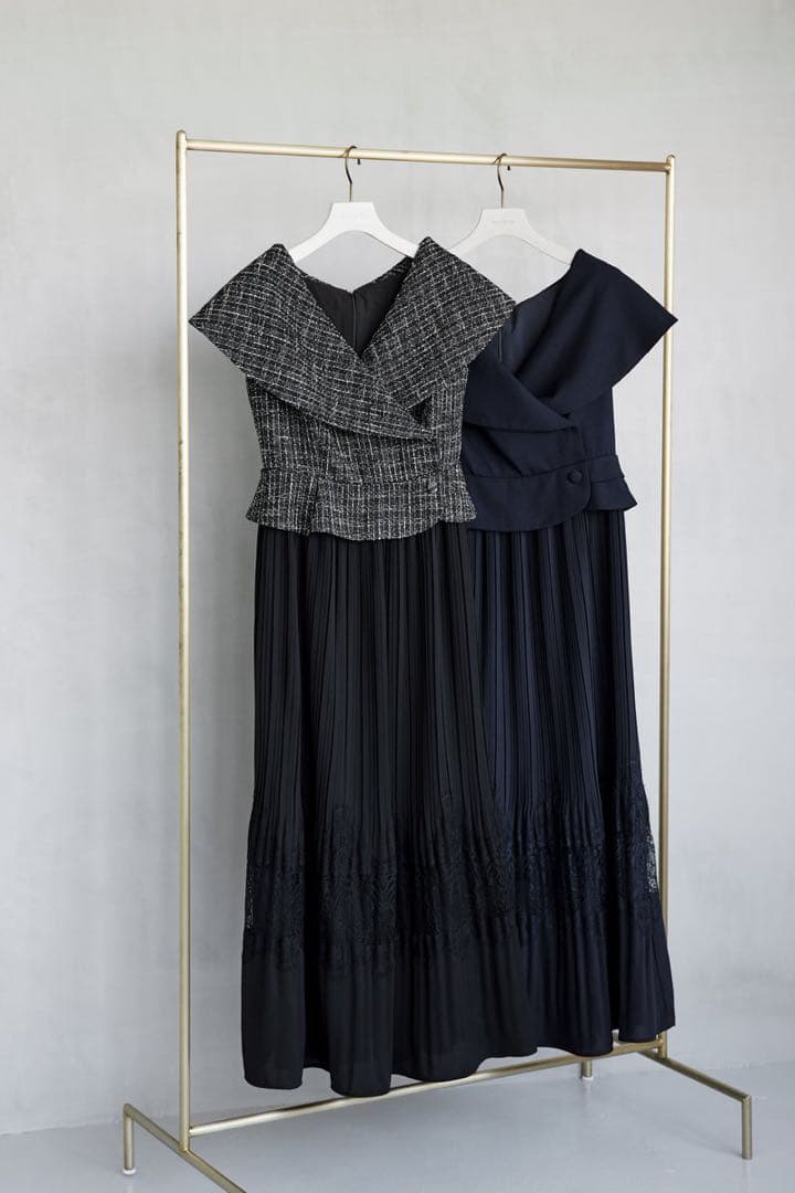 ワンピース Herlipto Siena Big Collar Pleated Dress
