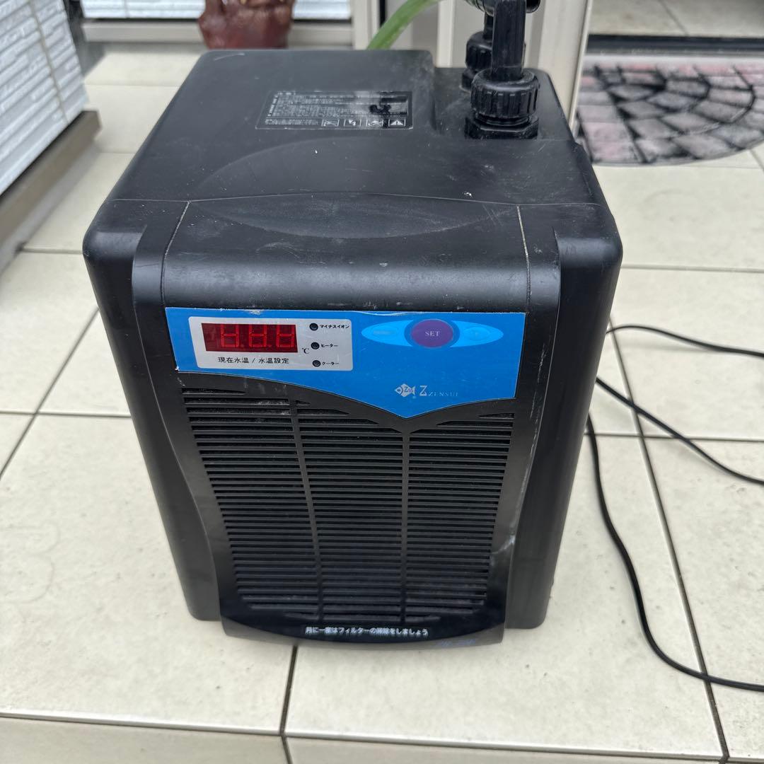 冷却機能付きクーラー 黒