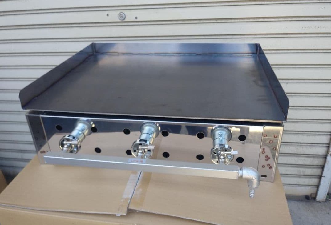 業務用　極厚６ミリ　鉄板焼き　３辺フチ付　学園文化祭り　グリドル　ＢＢＱ　LPG