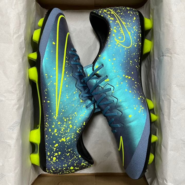 27 サッカースパイク ナイキ マーキュリアル ヴェイパー 10 HG-V