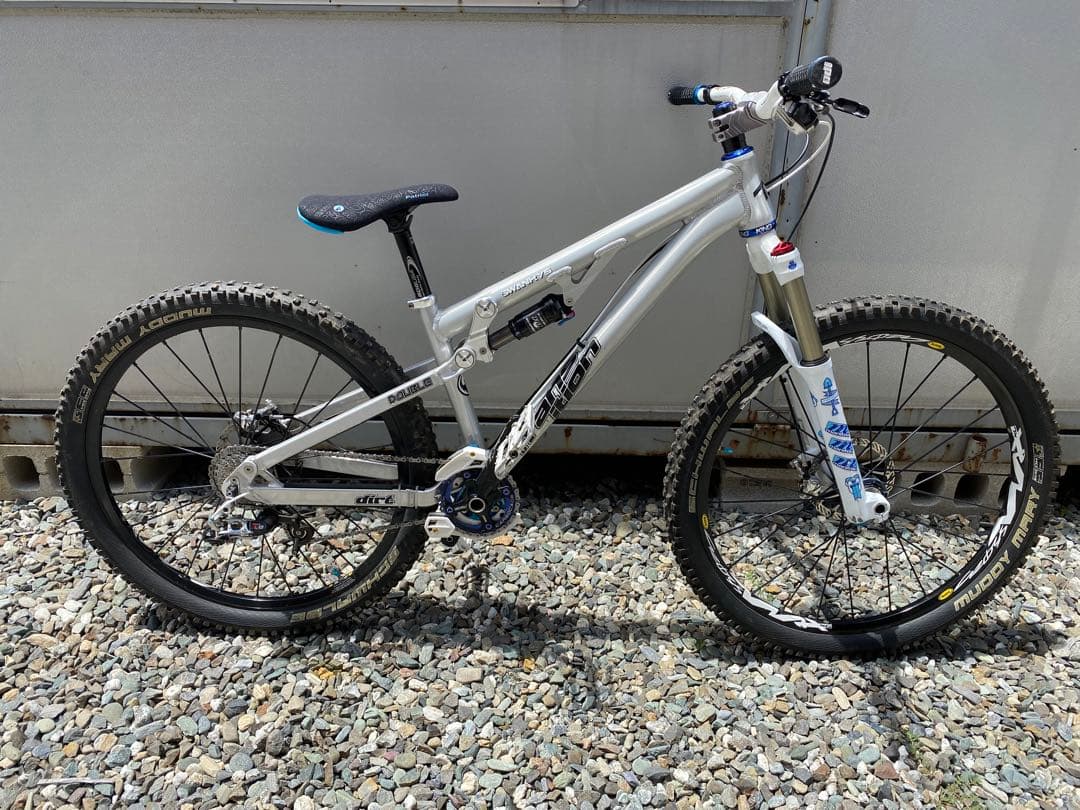 Transition bikes トランジション ダブル　26インチ